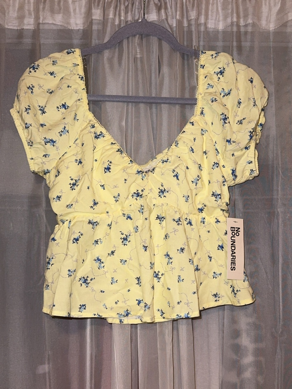 No Boundaries Yellow Floral Puff-Sleeve Blouse